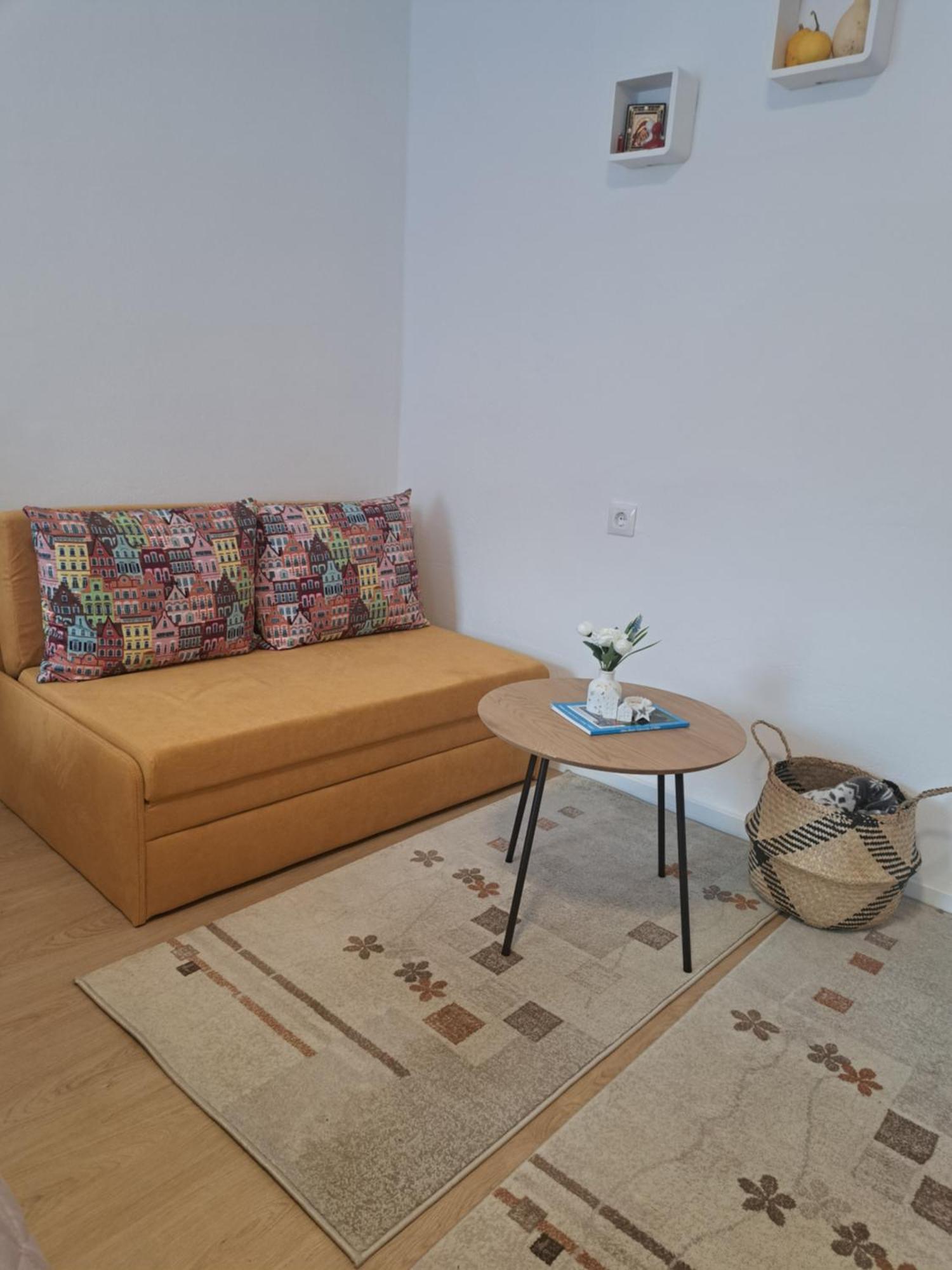 Studio With Free Parking In The Center - Deliamo 3 Сібіу Екстер'єр фото